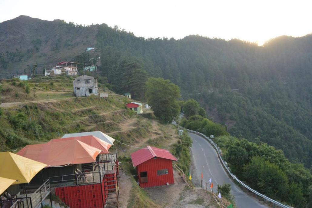 Hotel Crystal Palace Dhanaulti Exterior photo